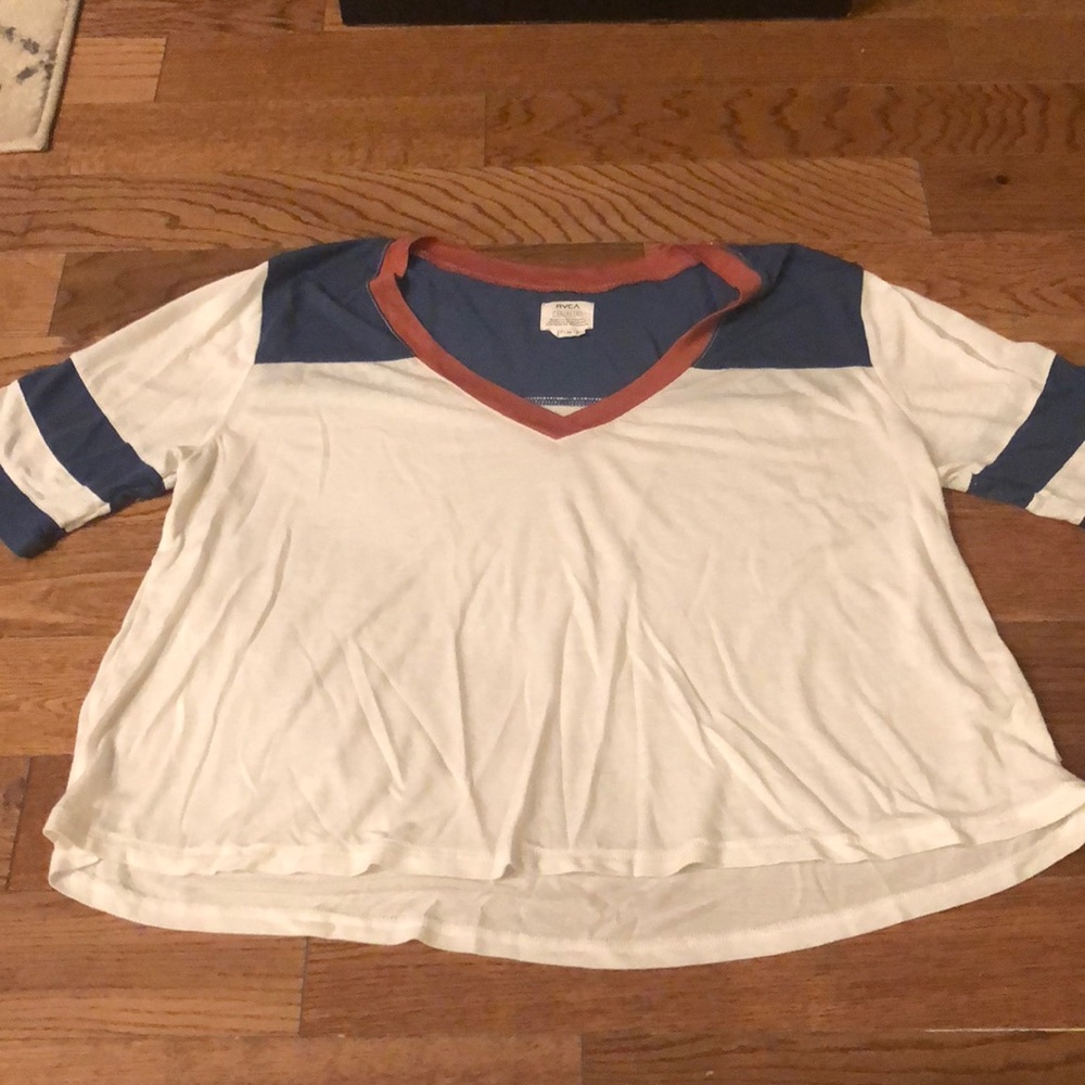 RVCA crop tshirt